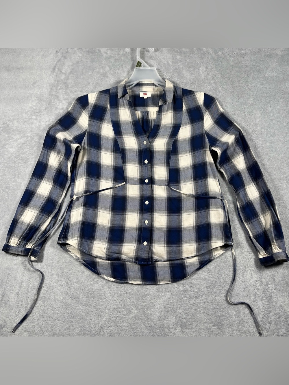 Levi's Womens Lainey Blue/White Plaid V Neck Blouse Long Sleeve Button up Small